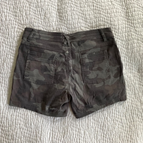Prana Olivia Shorts - Picture 2 of 4